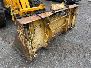 4 In 1 Chilton & Jcb Q Fit 2