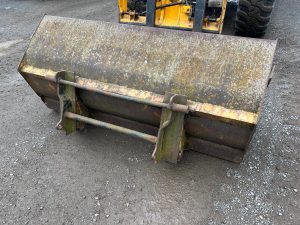 Stone Bucket Chilton Brackets 1